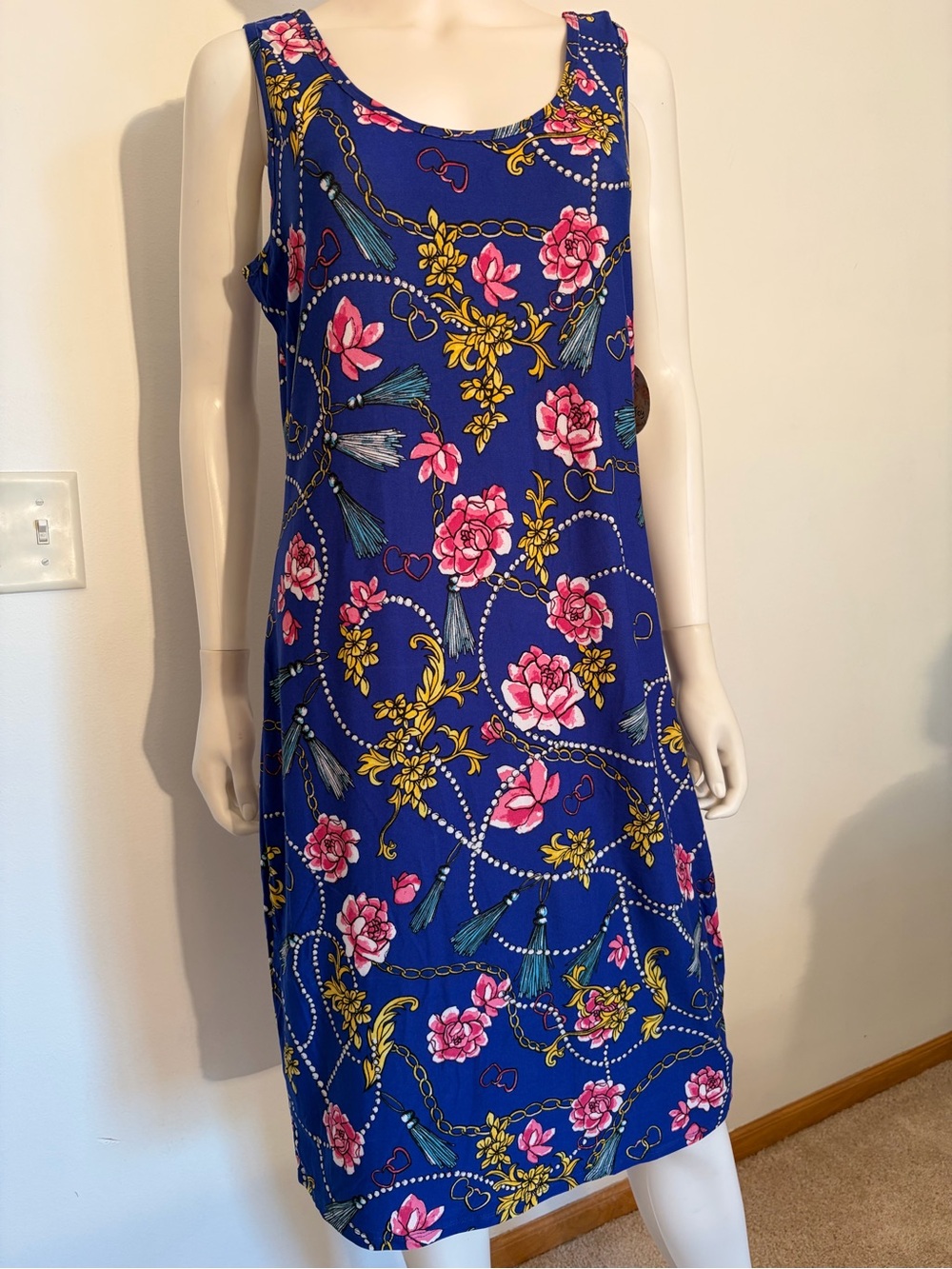 #880 Sleeveless Floral Midi Dress in Blue with Pink Accents. New With Tags.